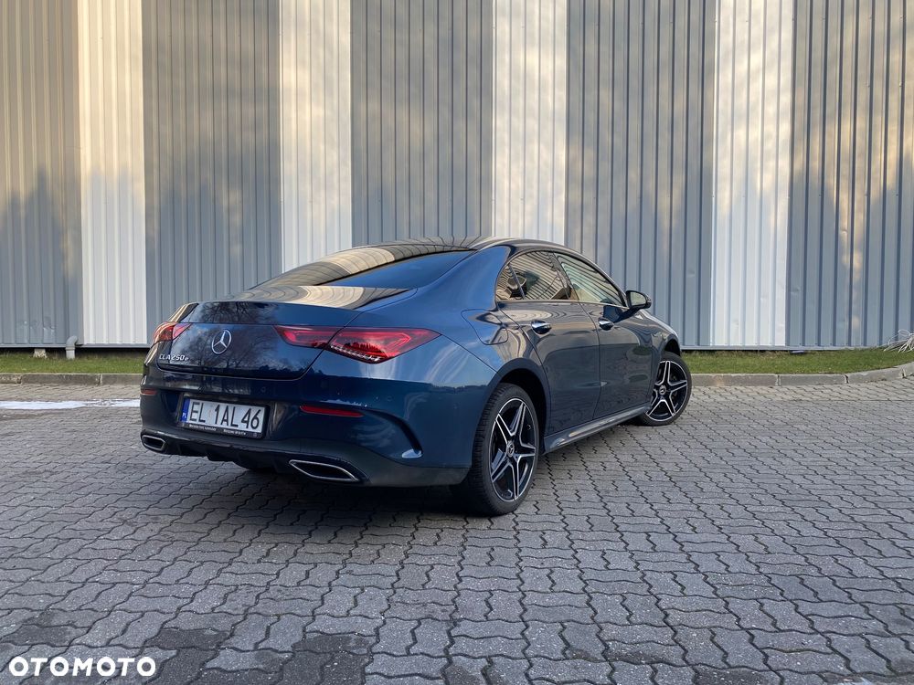 Mercedes-Benz CLA 250 E AMG Line 8G-DCT - 8