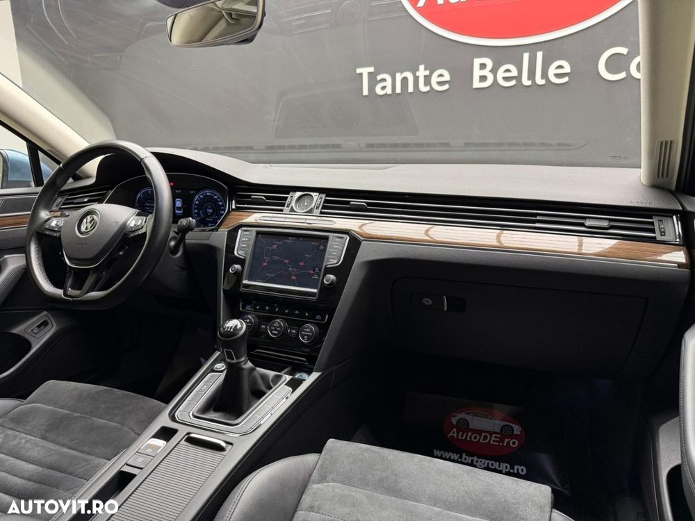 Volkswagen Passat - 6