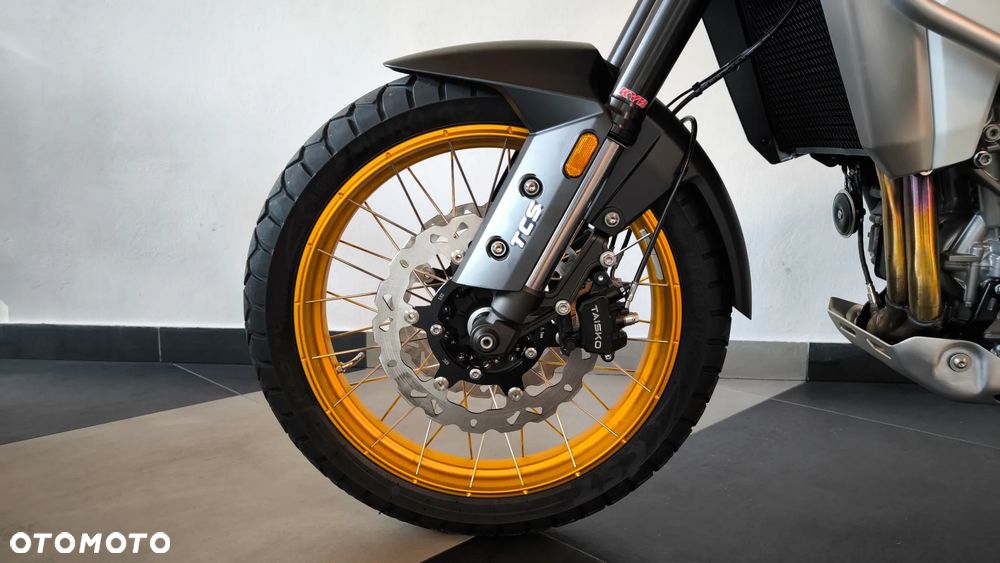 KOVE 800X Touring - 28