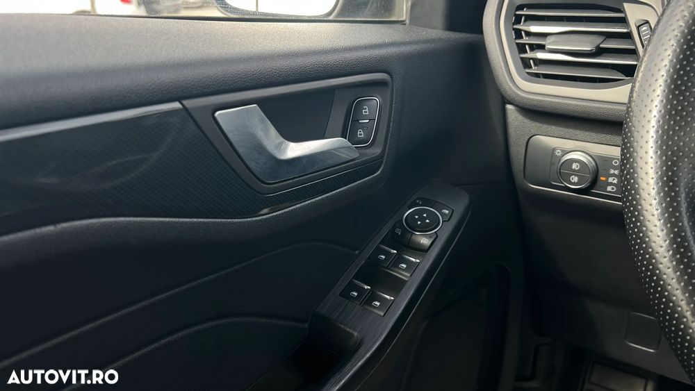 Ford Kuga 2.5 Duratec FHEV AWD ST Line - 20