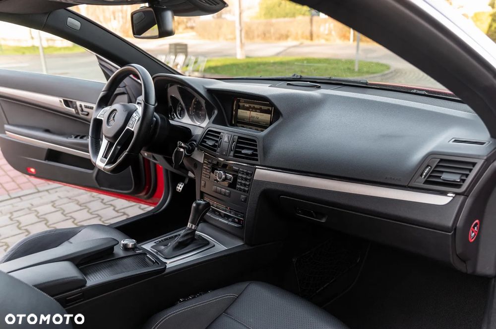 Mercedes-Benz Klasa E - 24