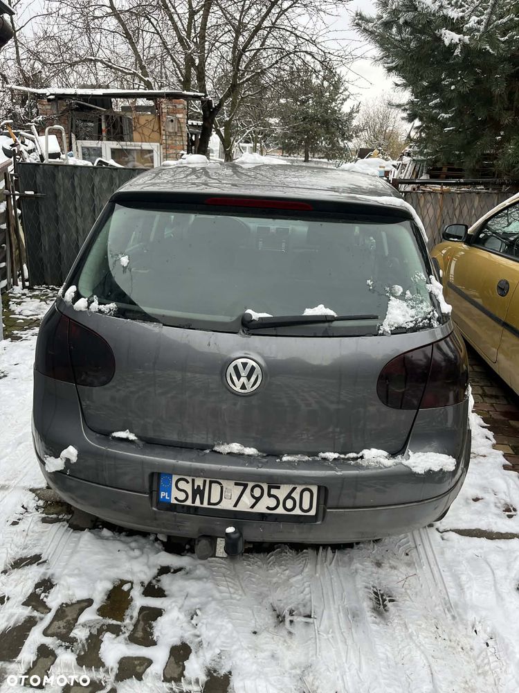 Volkswagen Golf 2.0 TDI DPF Comfortline - 2