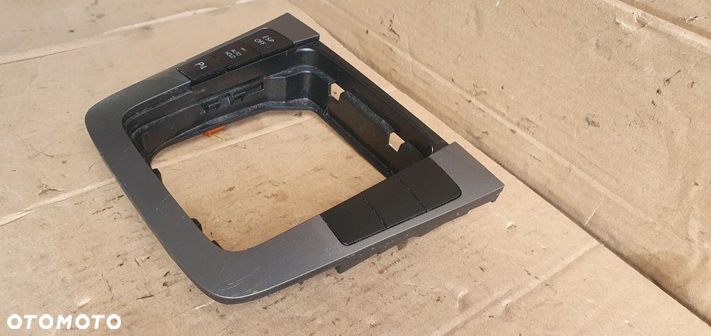 Ramka dekor tunelu wybieraka VW Passat B6 3C0864263G - 3