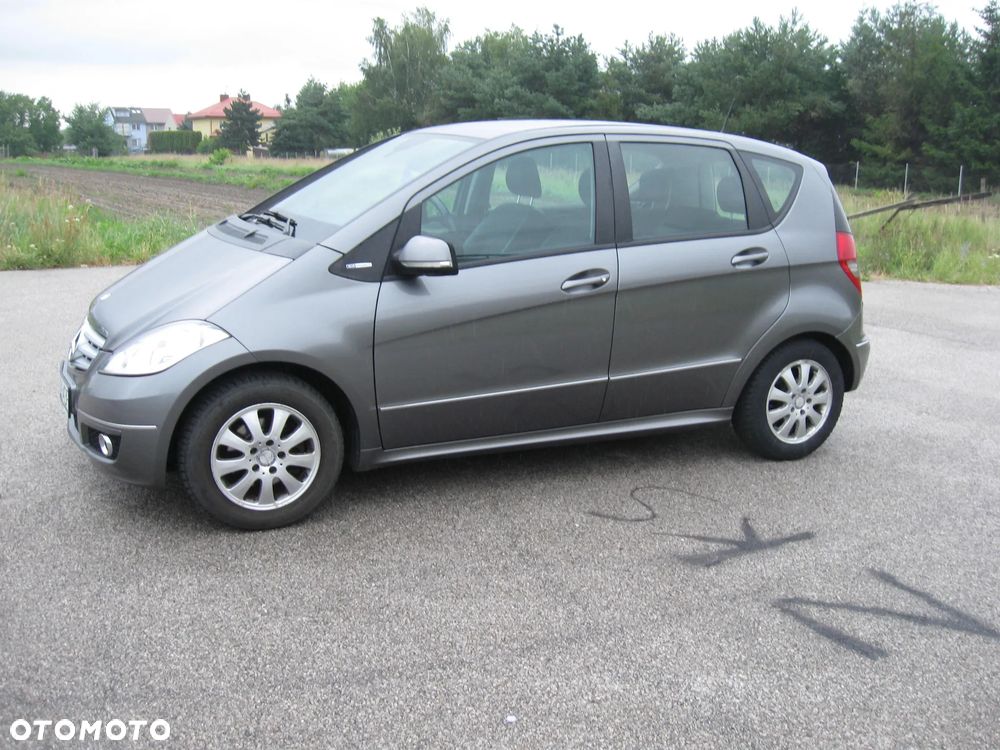 Mercedes-Benz Klasa A 180 BlueEfficiency - 2