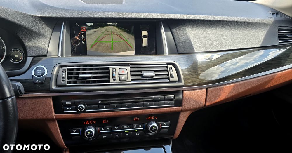 BMW Seria 5 530d xDrive Sport-Aut Luxury Line - 11