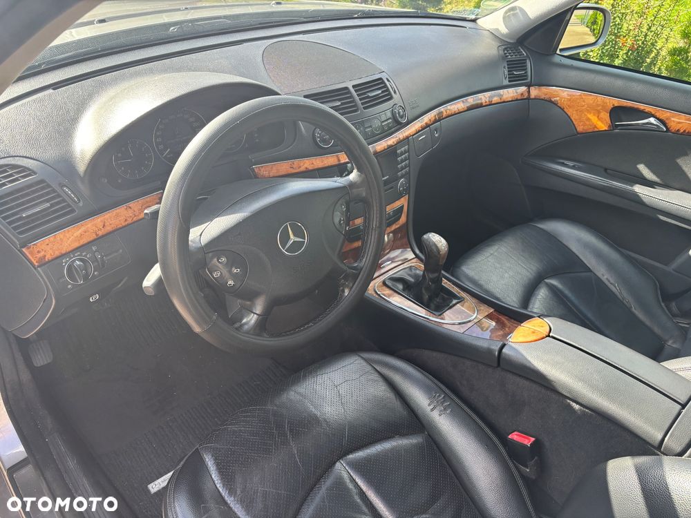 Mercedes-Benz Klasa E - 12