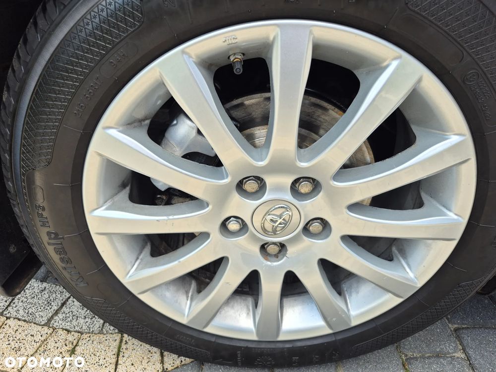 Toyota Avensis 1.8 Business Edition - 33