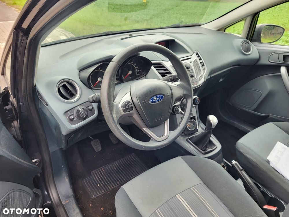 Ford Fiesta 1.25 Ambiente - 5