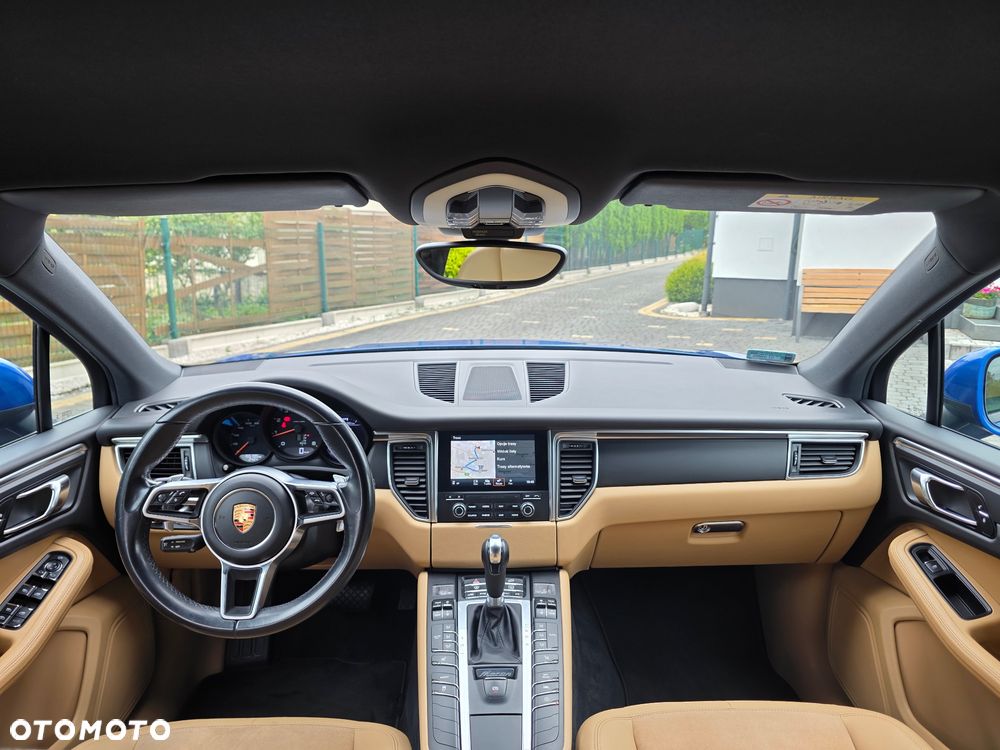 Porsche Macan - 26