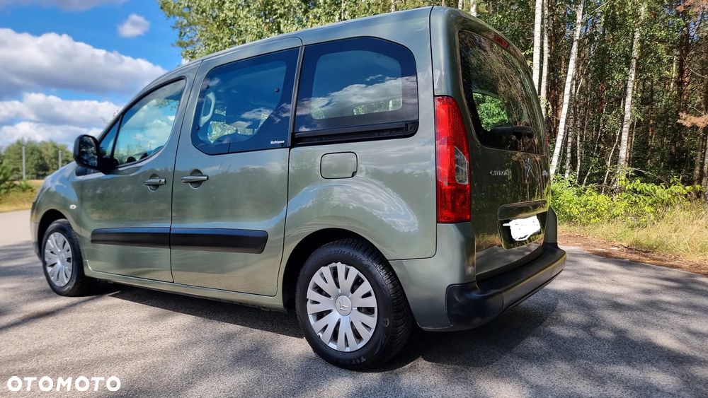 Citroën Berlingo II 1.6i Prestige - 14