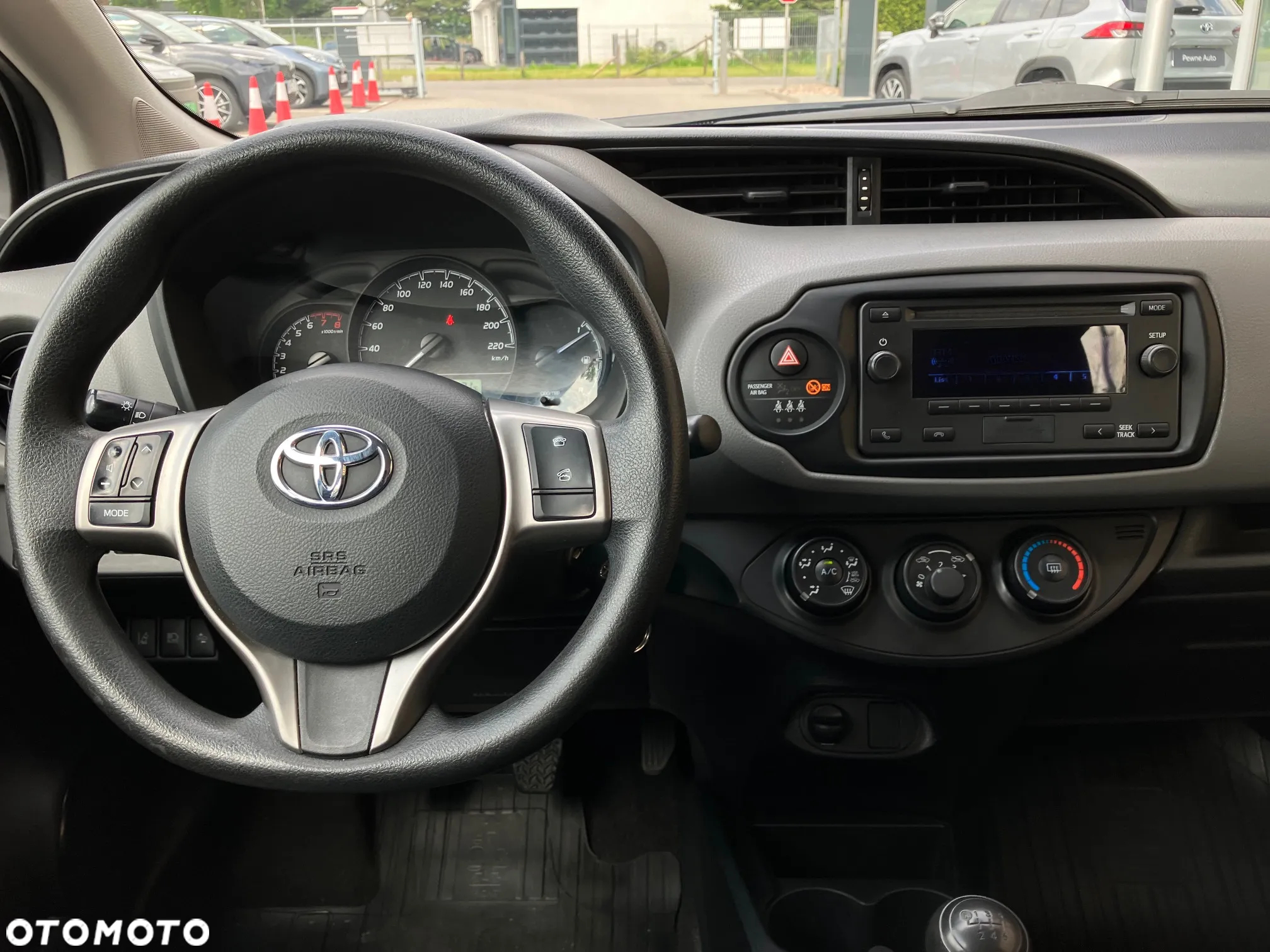 Toyota Yaris 1.5 Active - 13