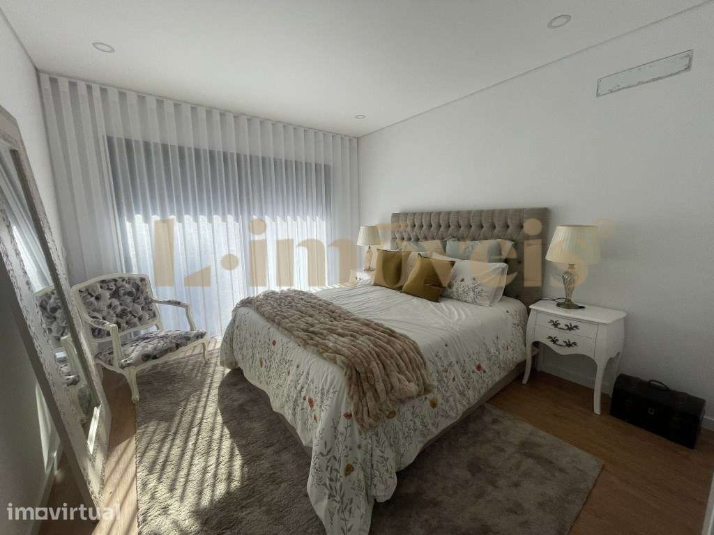MORADIA T3, NOVA COM PISCINA, EM SANFINS DE FERREIRA - Grande imagem: 5/8