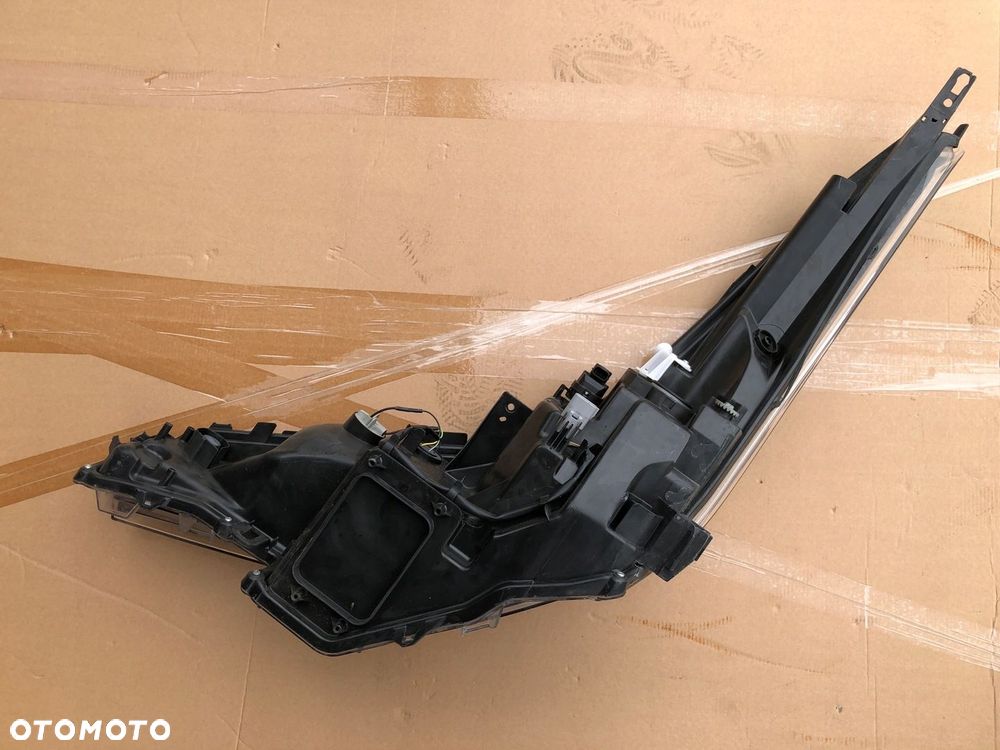 Lampa prawa przednia TOYOTA CHR CH-R - 8