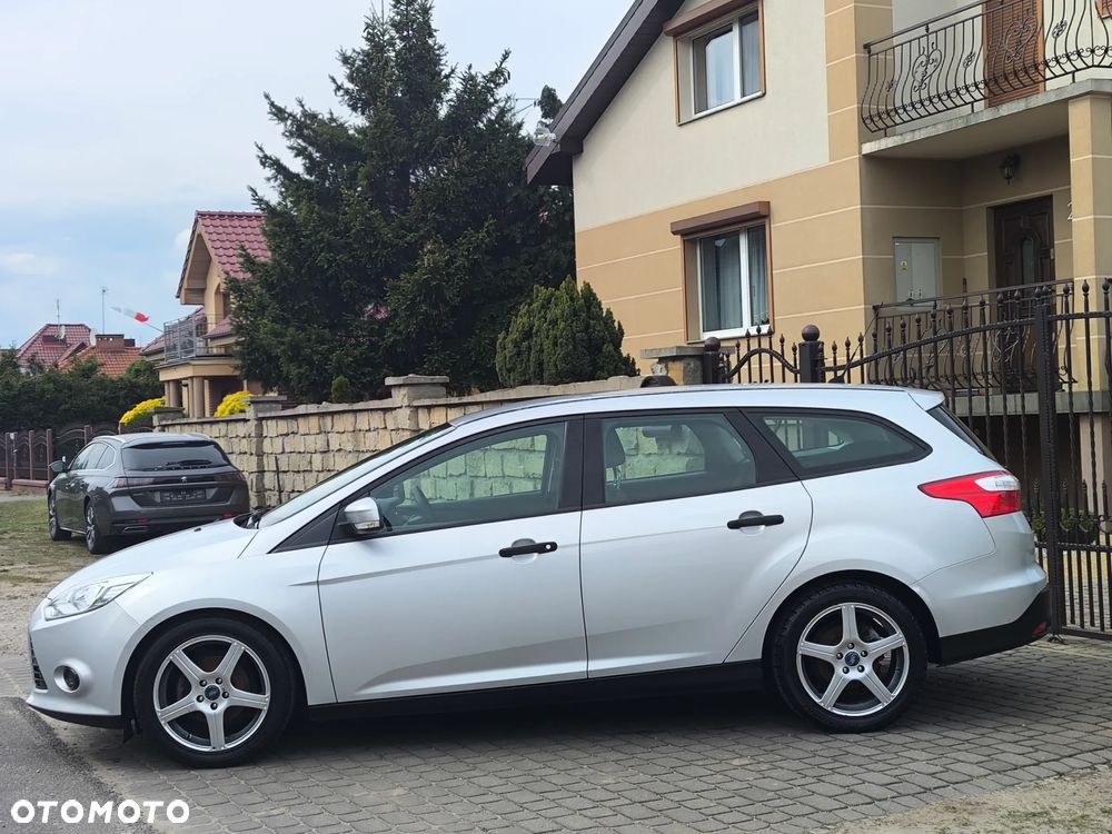 Ford Focus Turnier 1.0 EcoBoost Start-Stopp-System Business Edition - 3