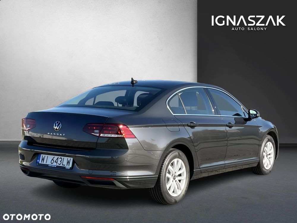 Volkswagen Passat - 5