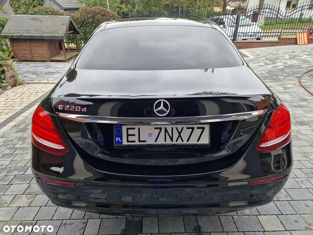 Mercedes-Benz Klasa E 220 d 9G-TRONIC - 8