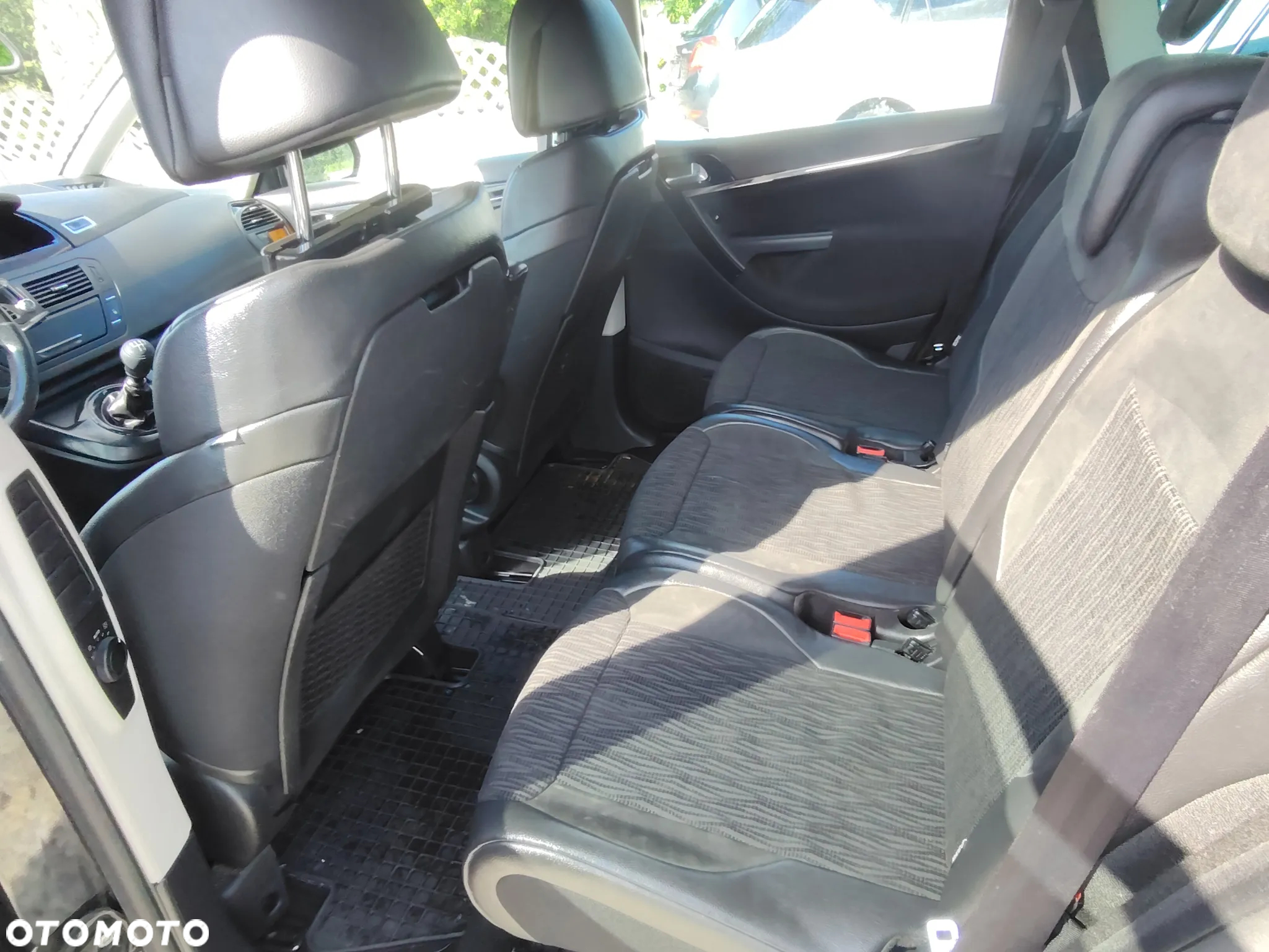 Citroën C4 Picasso - 12