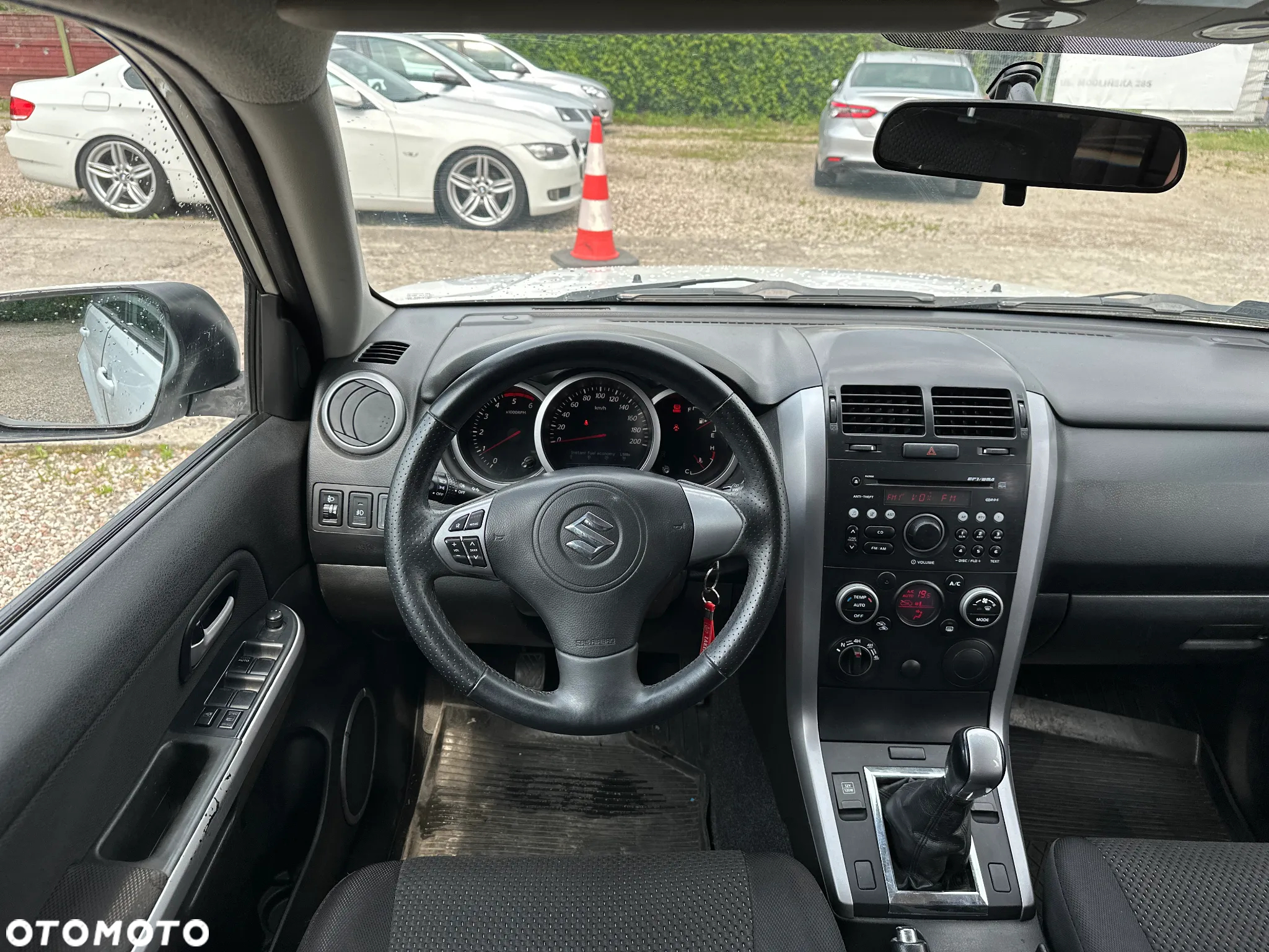 Suzuki Grand Vitara - 14