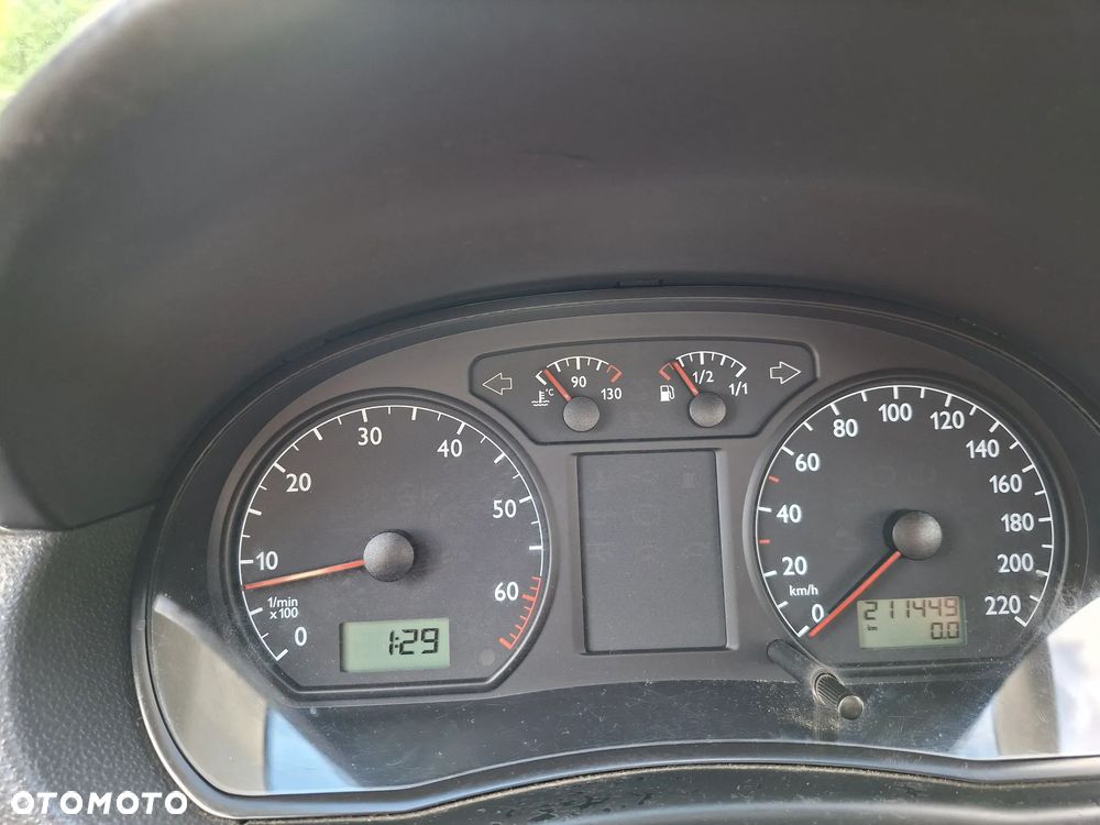 Volkswagen Polo - 10