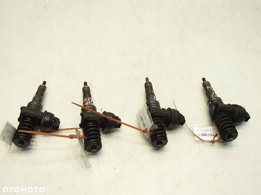 WTRYSK WTRYSKI POMPOWTRYSKI AUDI A3 8P 1.9 TDI 038130073 - 6