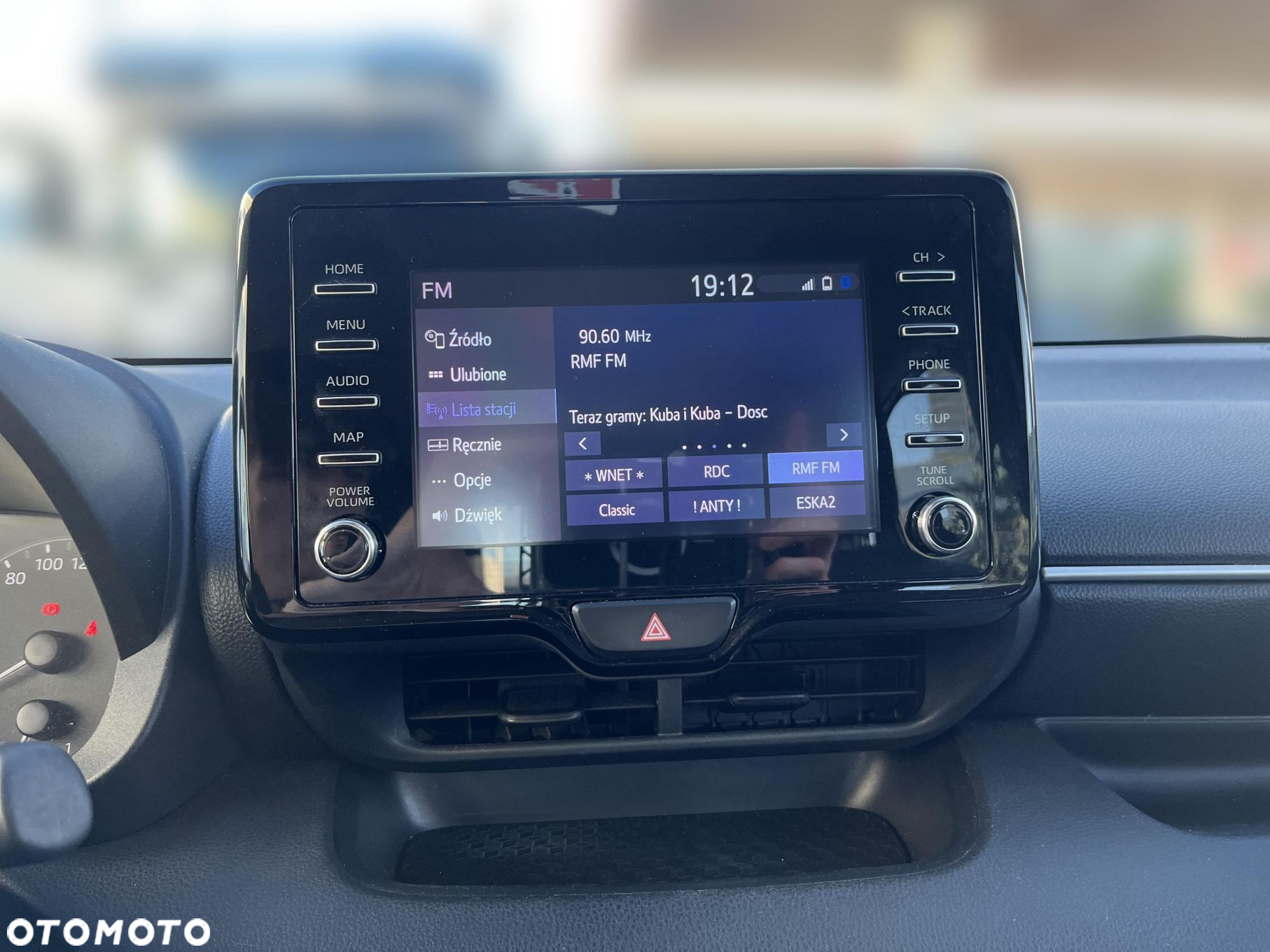 Toyota Yaris - 18