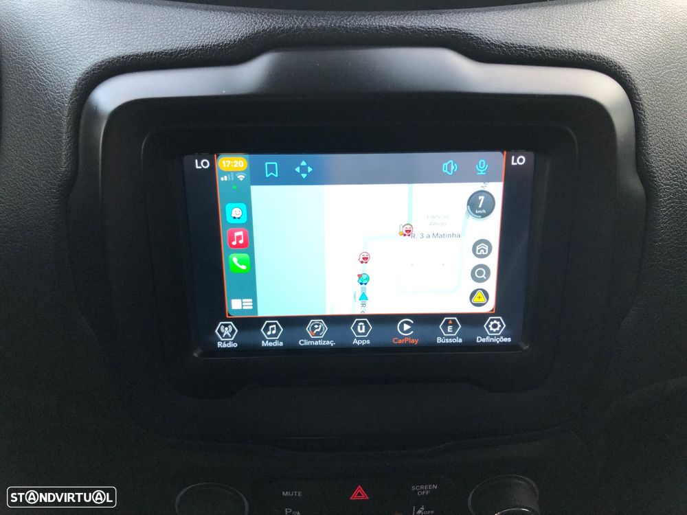 Jeep Renegade 1.3 T Limited DCT - 24