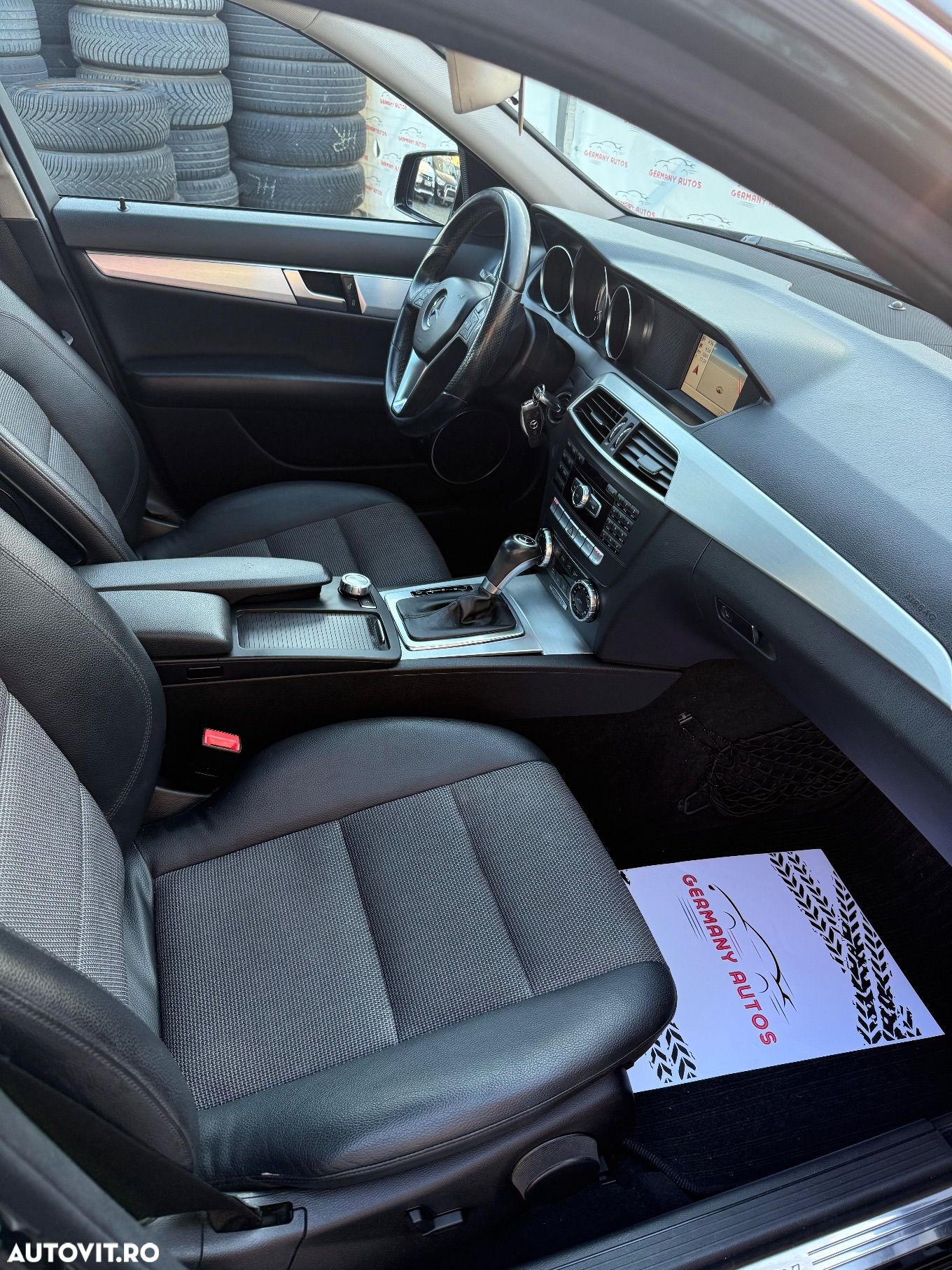 Mercedes-Benz C - 8
