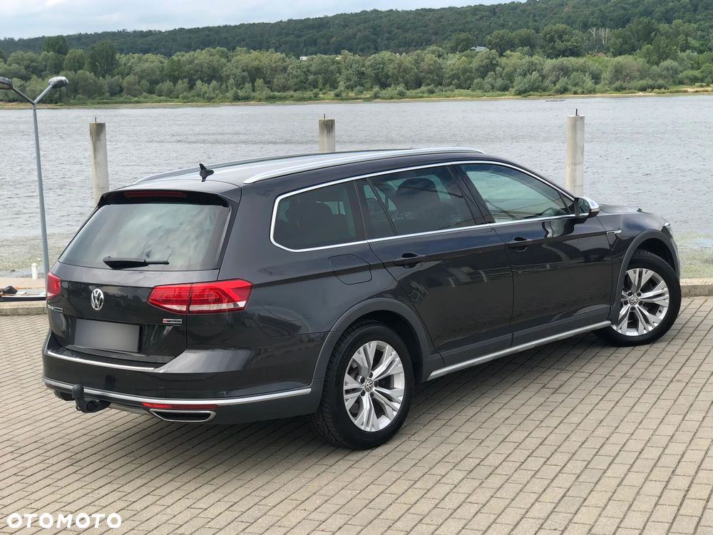 Volkswagen Passat Alltrack - 23