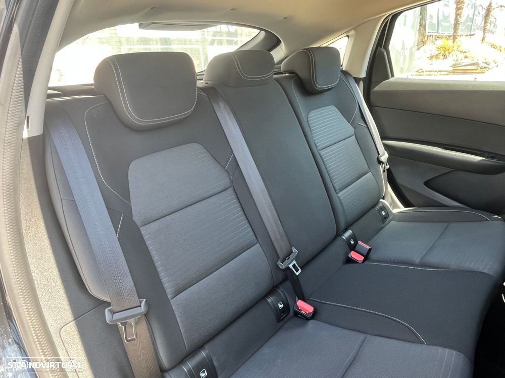 Renault Arkana 1.6 E-Tech Intens - 18