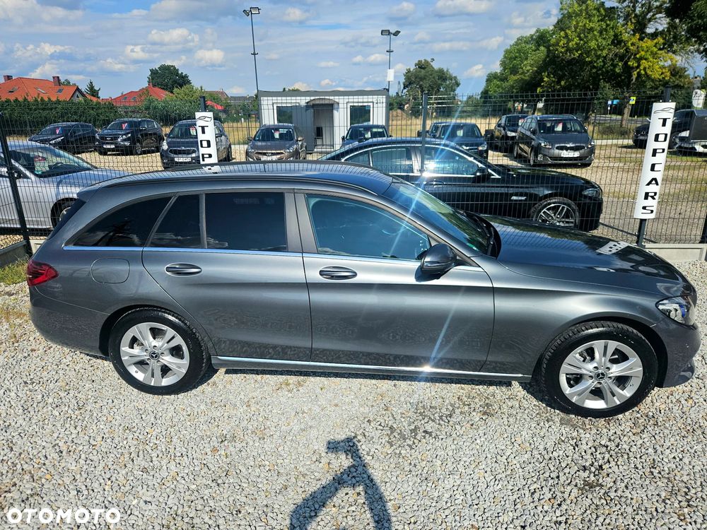 Mercedes-Benz Klasa C 220 d 4Matic T 9G-TRONIC - 16