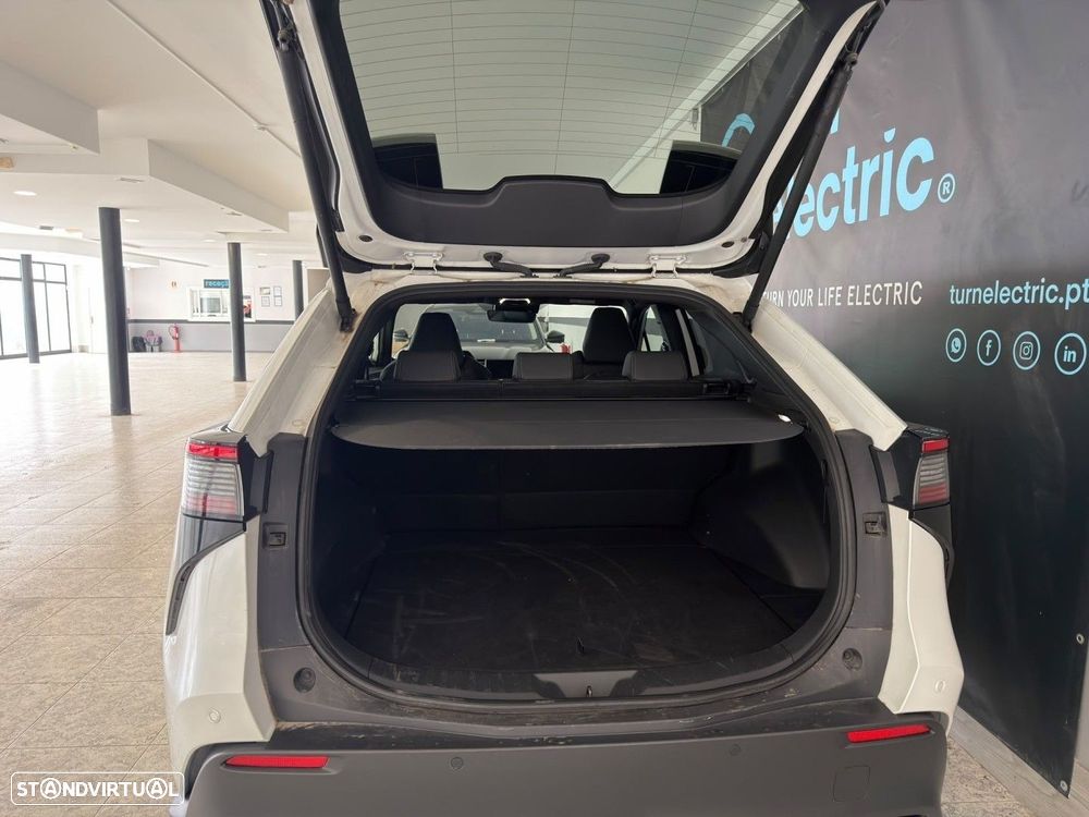 Toyota bZ4X 71,4 kWh Exclusive - 6