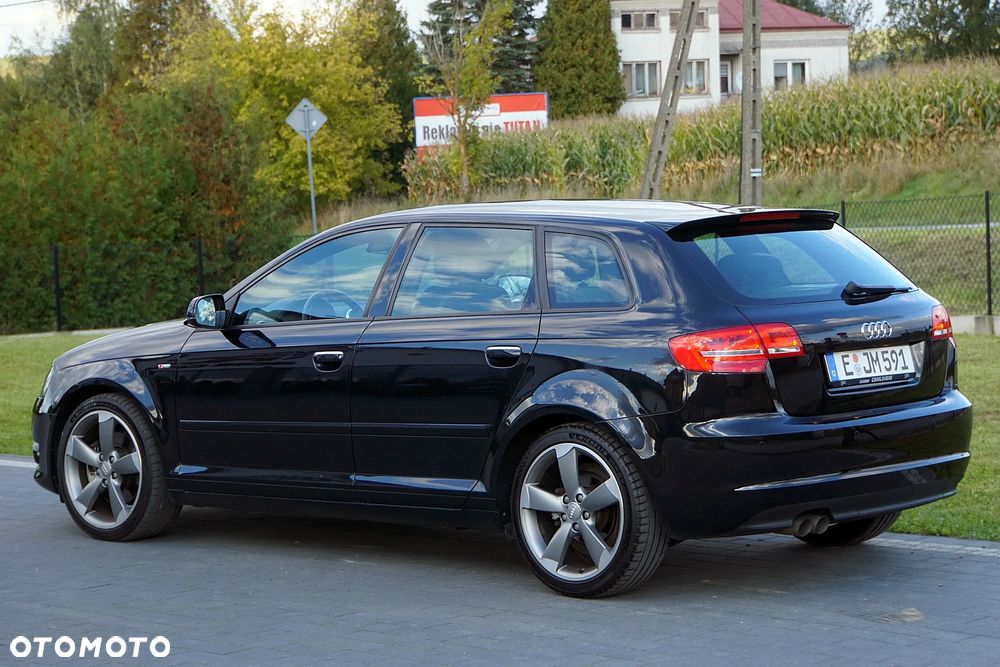 Audi A3 Sportback 2.0 TDI DPF S line Sportpaket plus - 12
