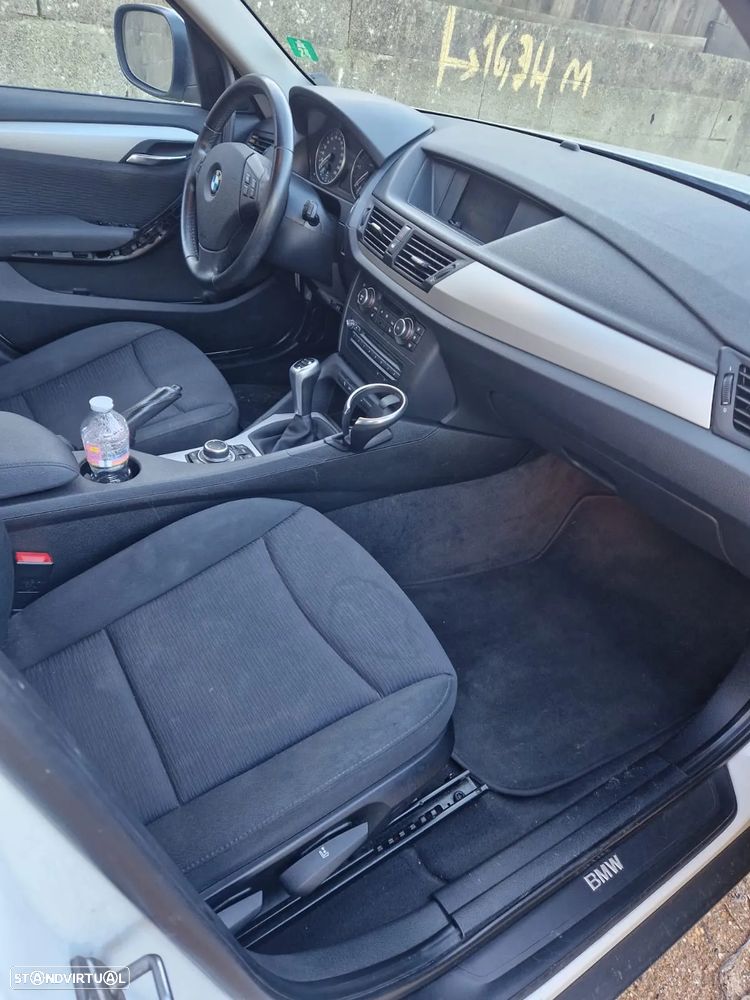 BMW X1 xDrive18d - 9