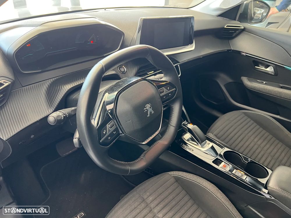 Peugeot e-208 E-Style - 9