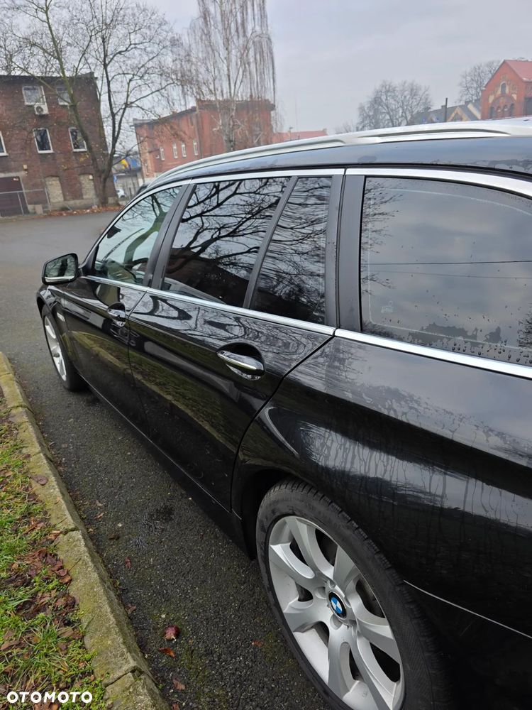 BMW Seria 5 525d - 7