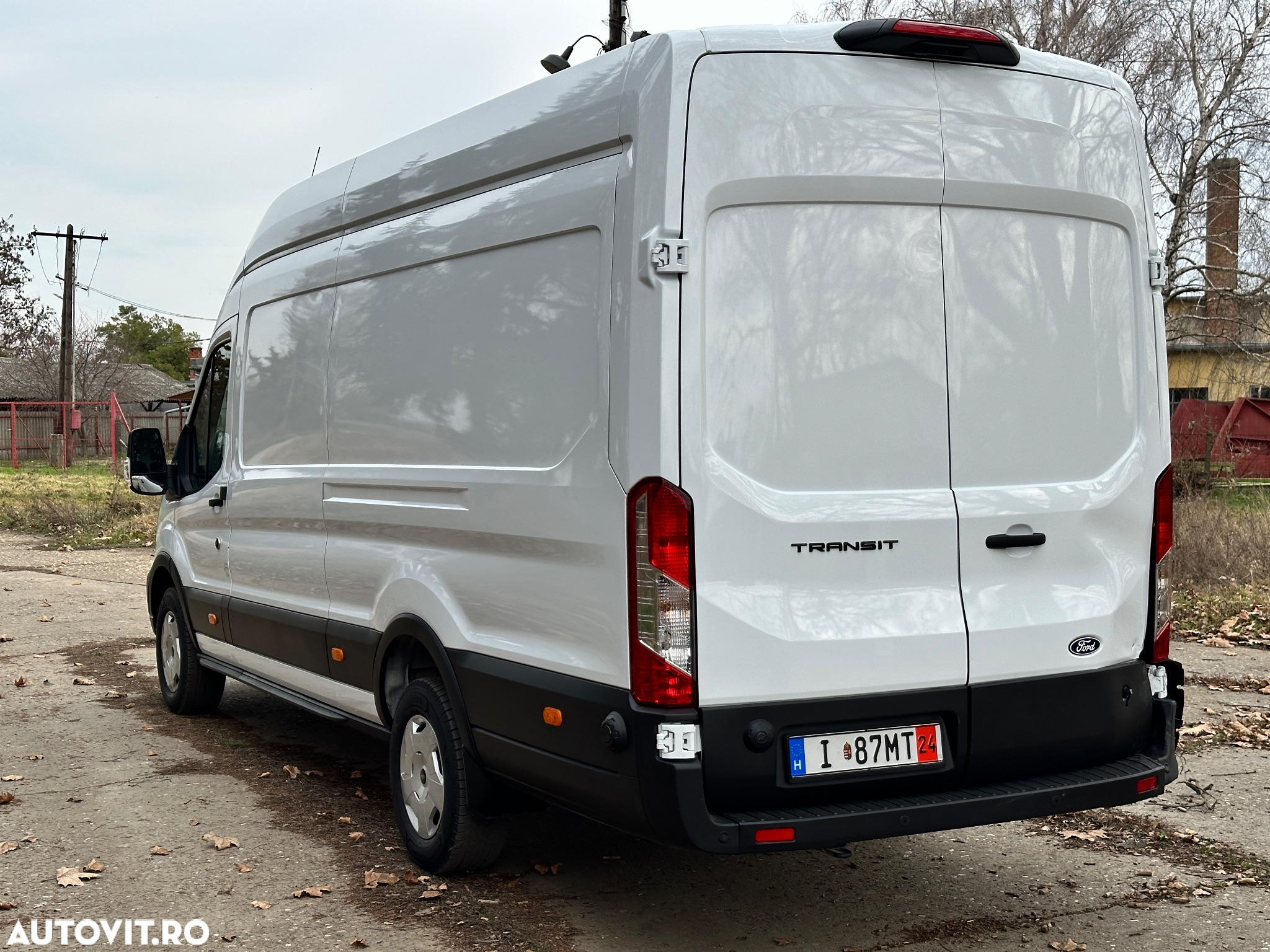 Ford TRANSIT 2.0TDCI 350 LWB - 4