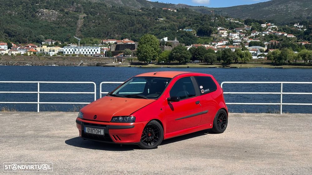 Fiat Punto 1.8 16V HGT - 2