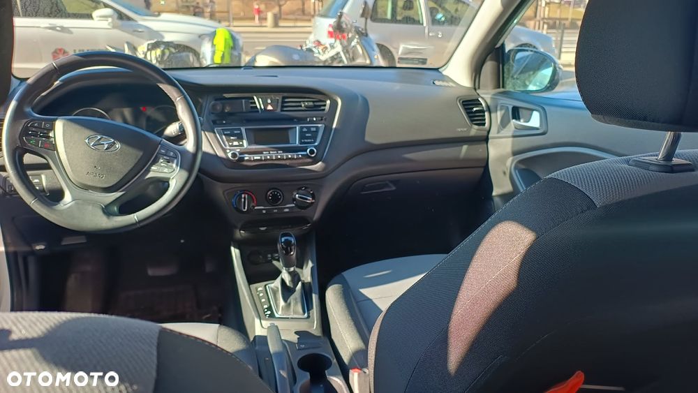 Hyundai i20 1.4 Comfort - 7