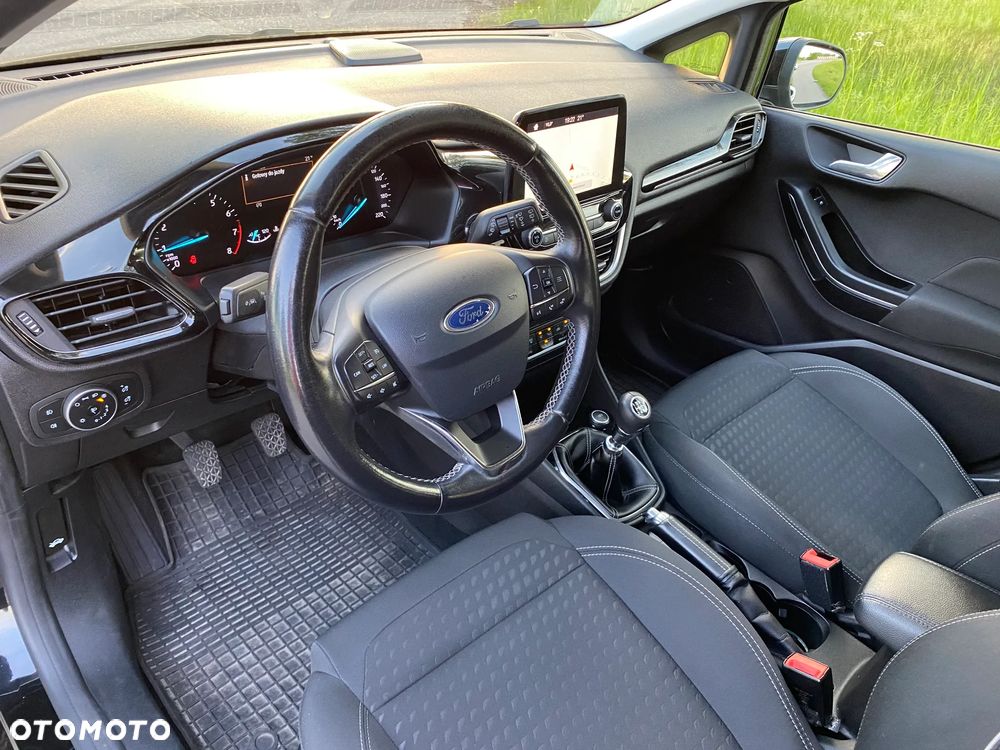 Ford Fiesta 1.0 EcoBoost Titanium X - 11