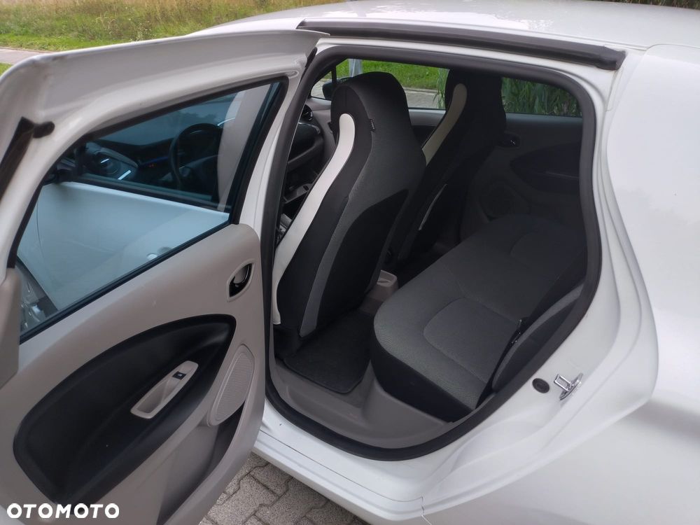 Renault Zoe - 10