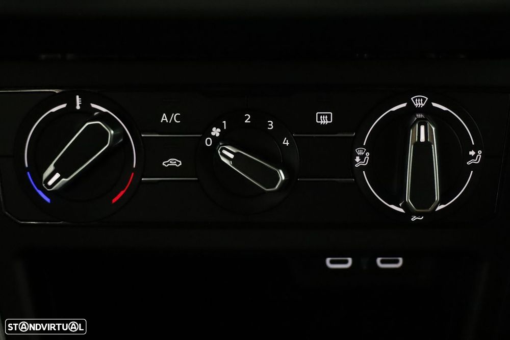 VW Taigo 1.0 TSI Urban - 12