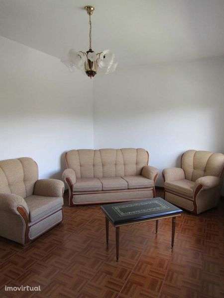 Apartamento T3  para arrendar no centro da Lixa - Grande imagem: 2/5