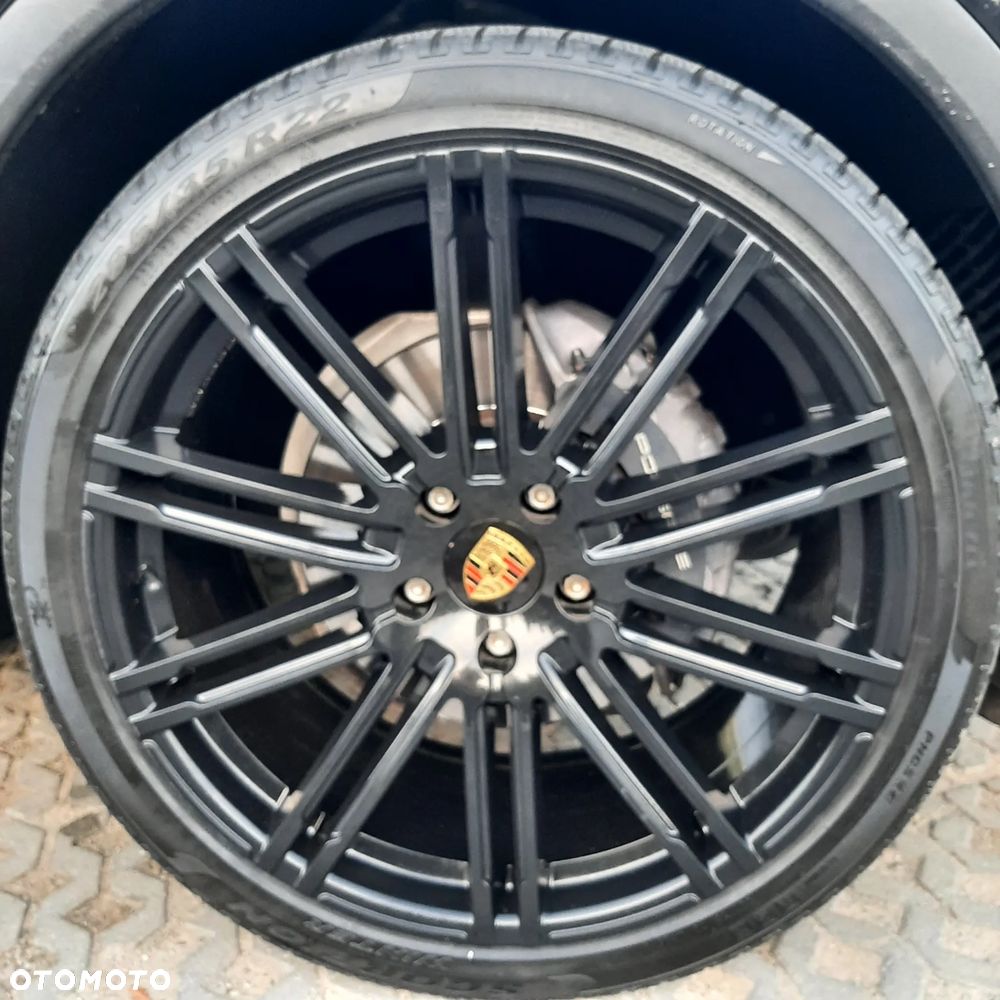 Porsche Cayenne - 3