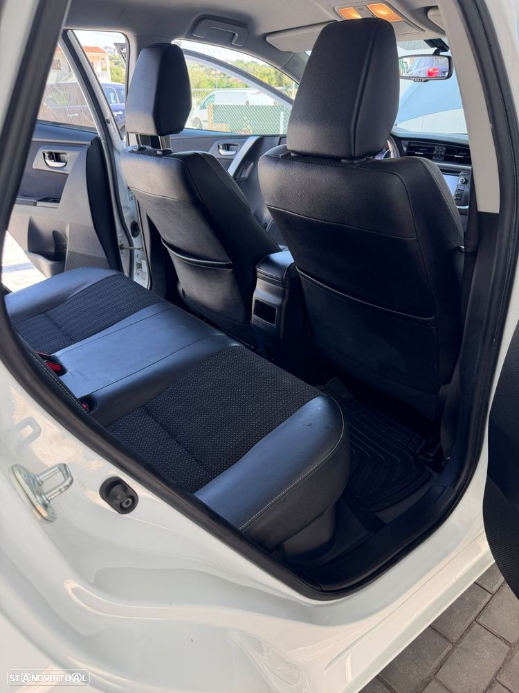 Toyota Auris - 19
