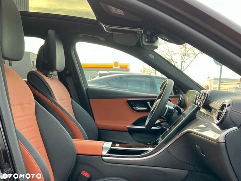 Mercedes-Benz C-Class 2026 photo 5
