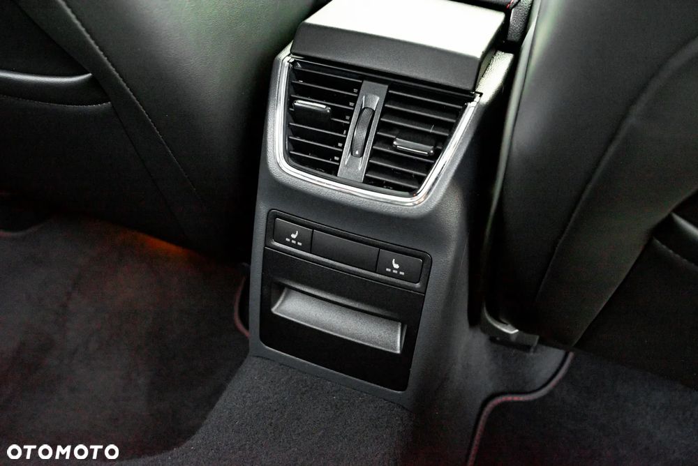Skoda Octavia 2.0 TSI RS 230 - 27