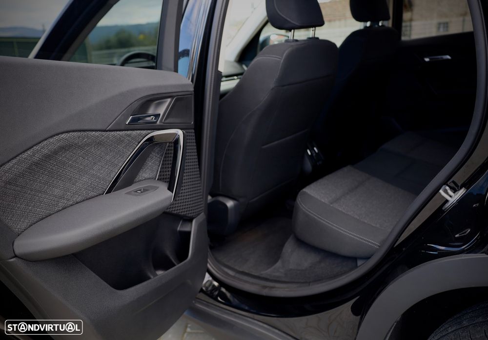 BMW X1 xDrive25e - 17