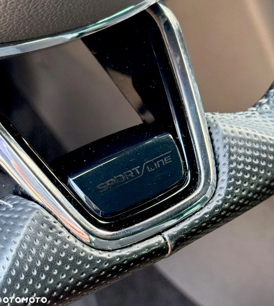 Skoda Superb 2.0 TDI SCR Sportline DSG - 23