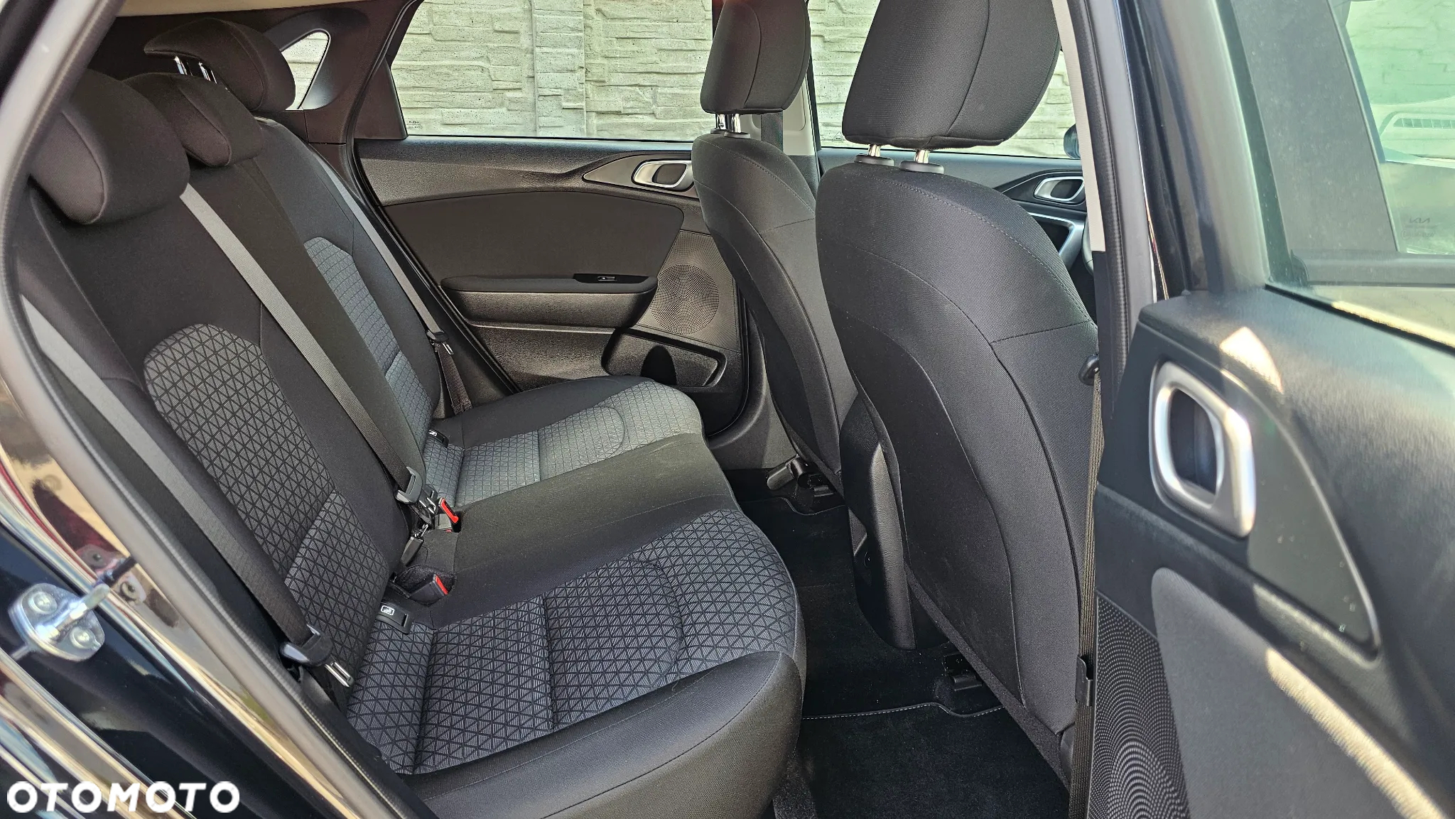 Kia Ceed 1.0 T-GDI 120 OPF Edition 7 - 12