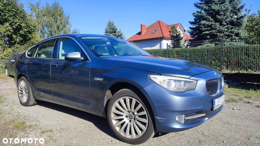 BMW 5GT - 2